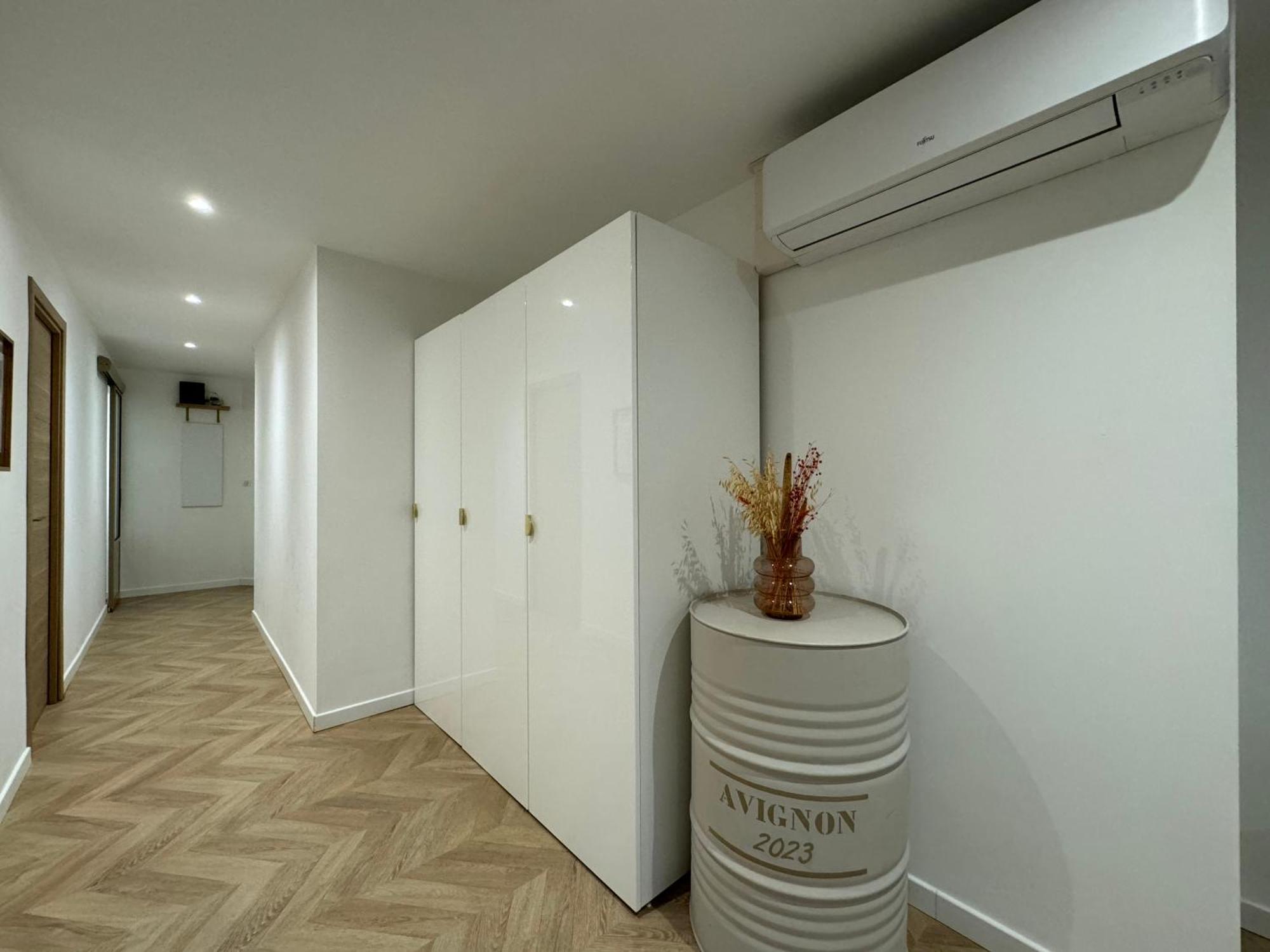 Le Rive Droite - Gare Centre - Wifi - Terrasse - Face Remparts Apartamento Avinhão Exterior foto
